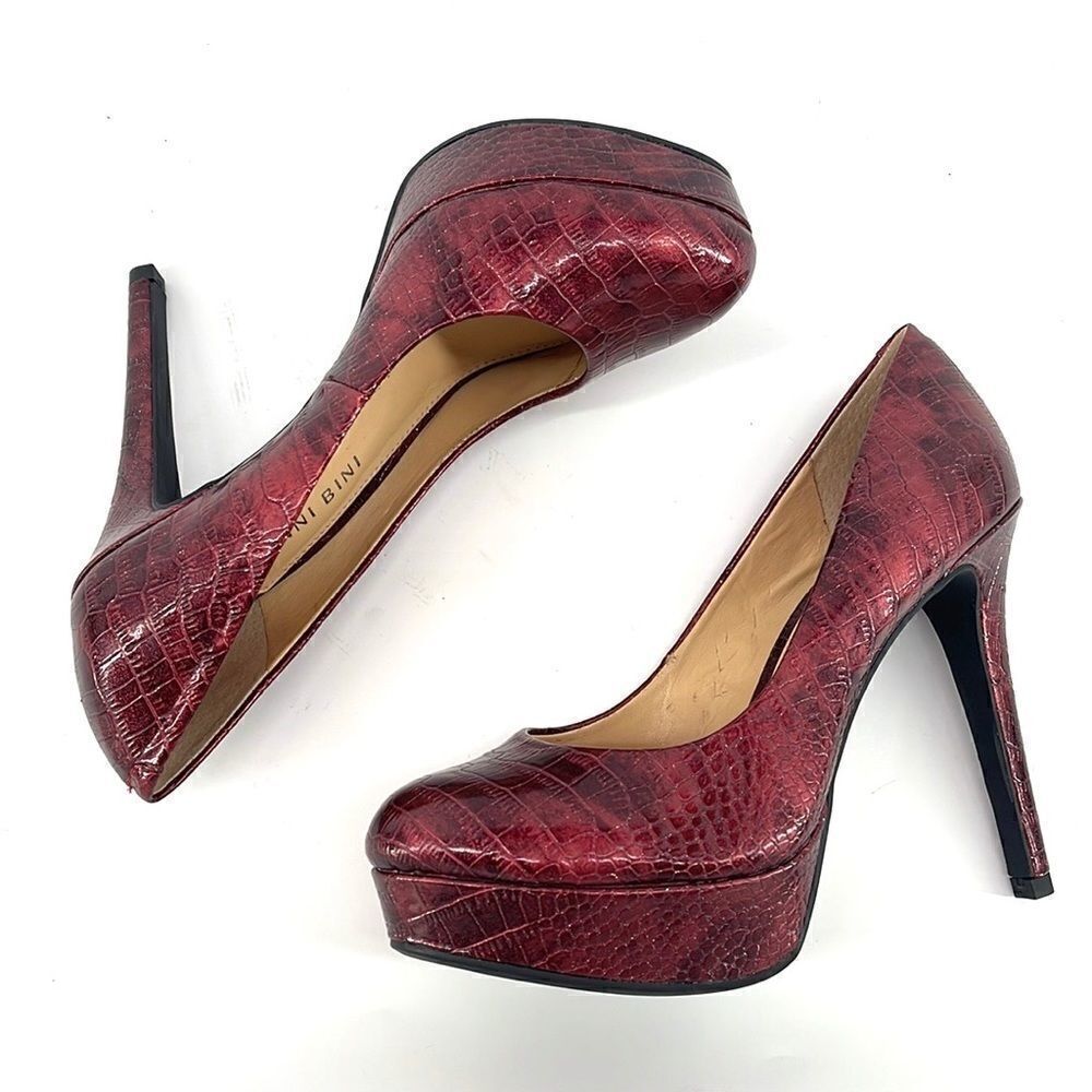 Gianni Bini wine red faux python print metallic platform heel heels shoes NWOT